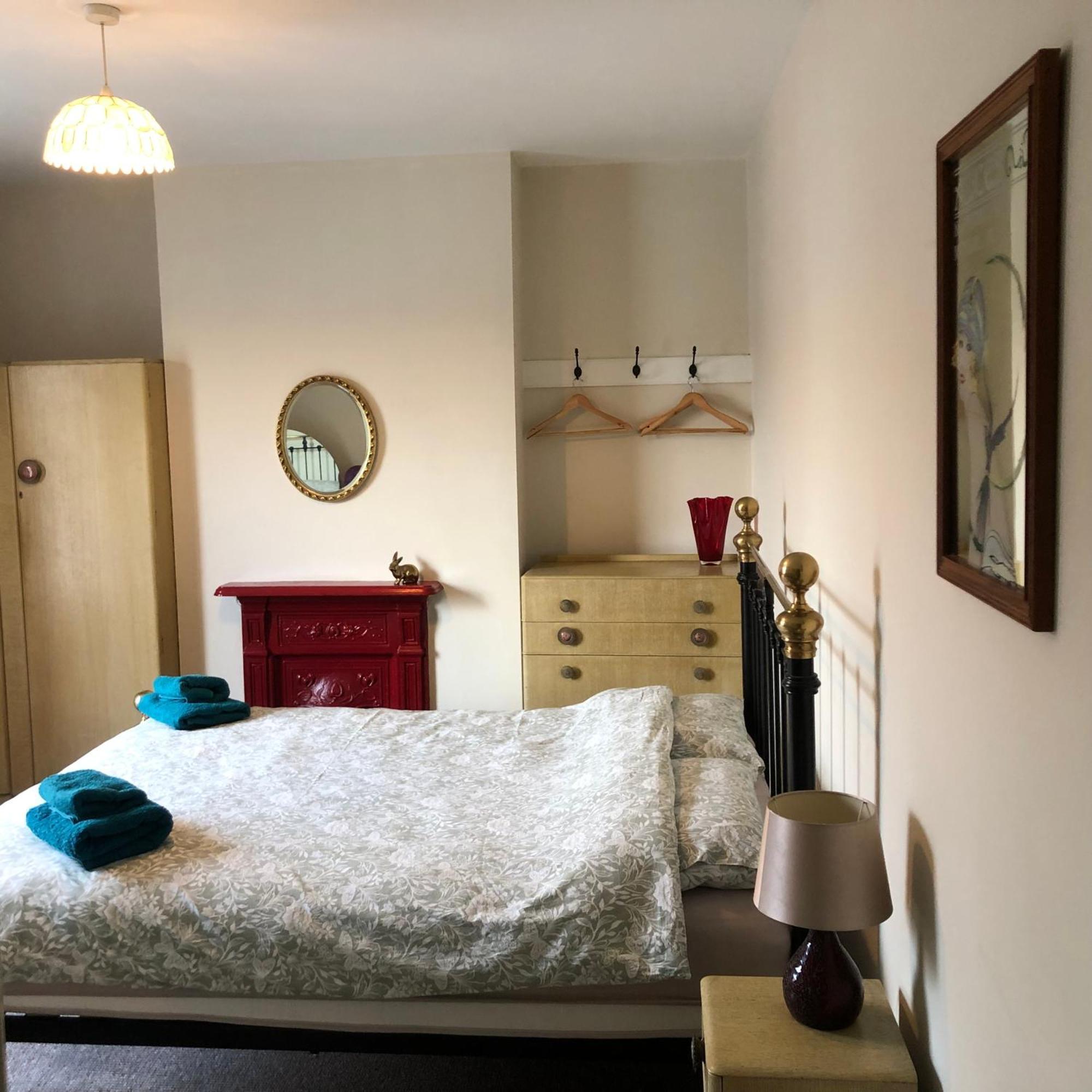 Llangollen Townhouse 4 Bedroom Exterior photo